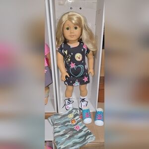 American girl doll Lanie with extra outfit blonde hair green eyes